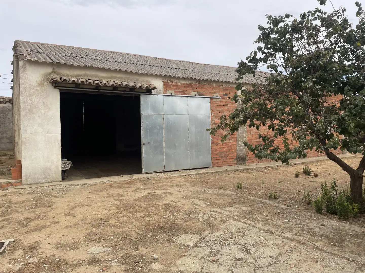 Exterior view of Flat for sale in Morales de Campos  with Terrace, Storage room and Furnished