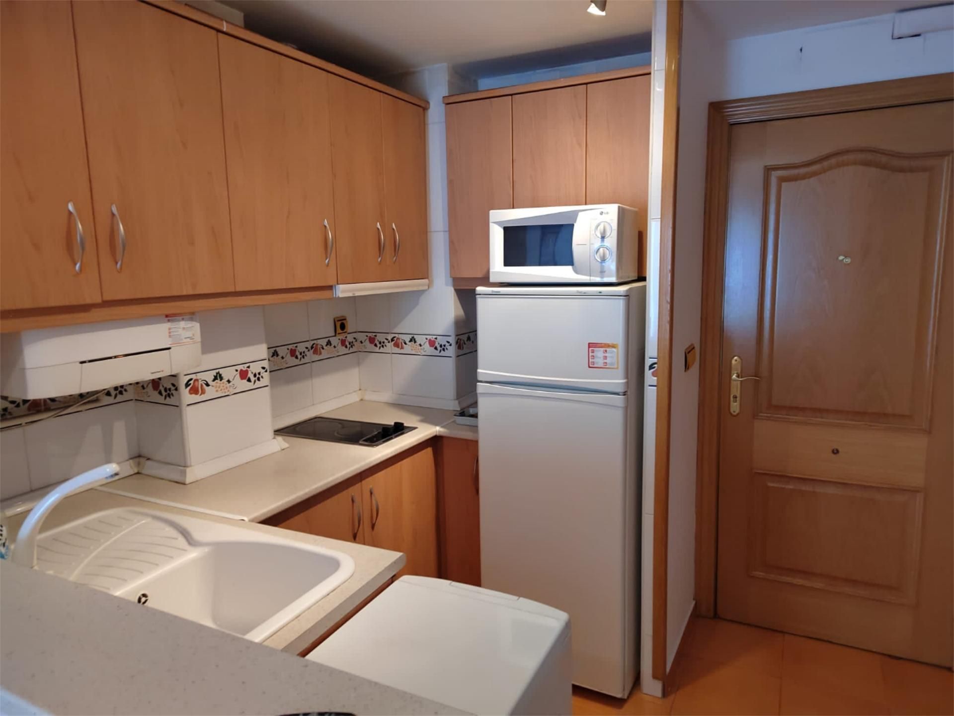 Cuina de Apartament en venda en  Jaén Capital amb Aire condicionat, Calefacció i Moblat