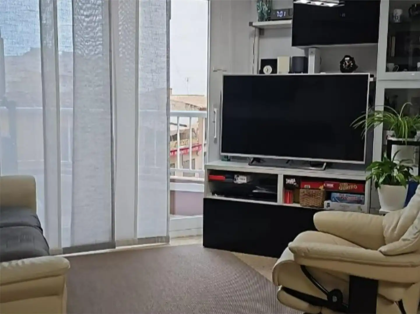 Wohnzimmer von Wohnung zum Verkauf in  Palma de Mallorca mit Klimaanlage und Balkon