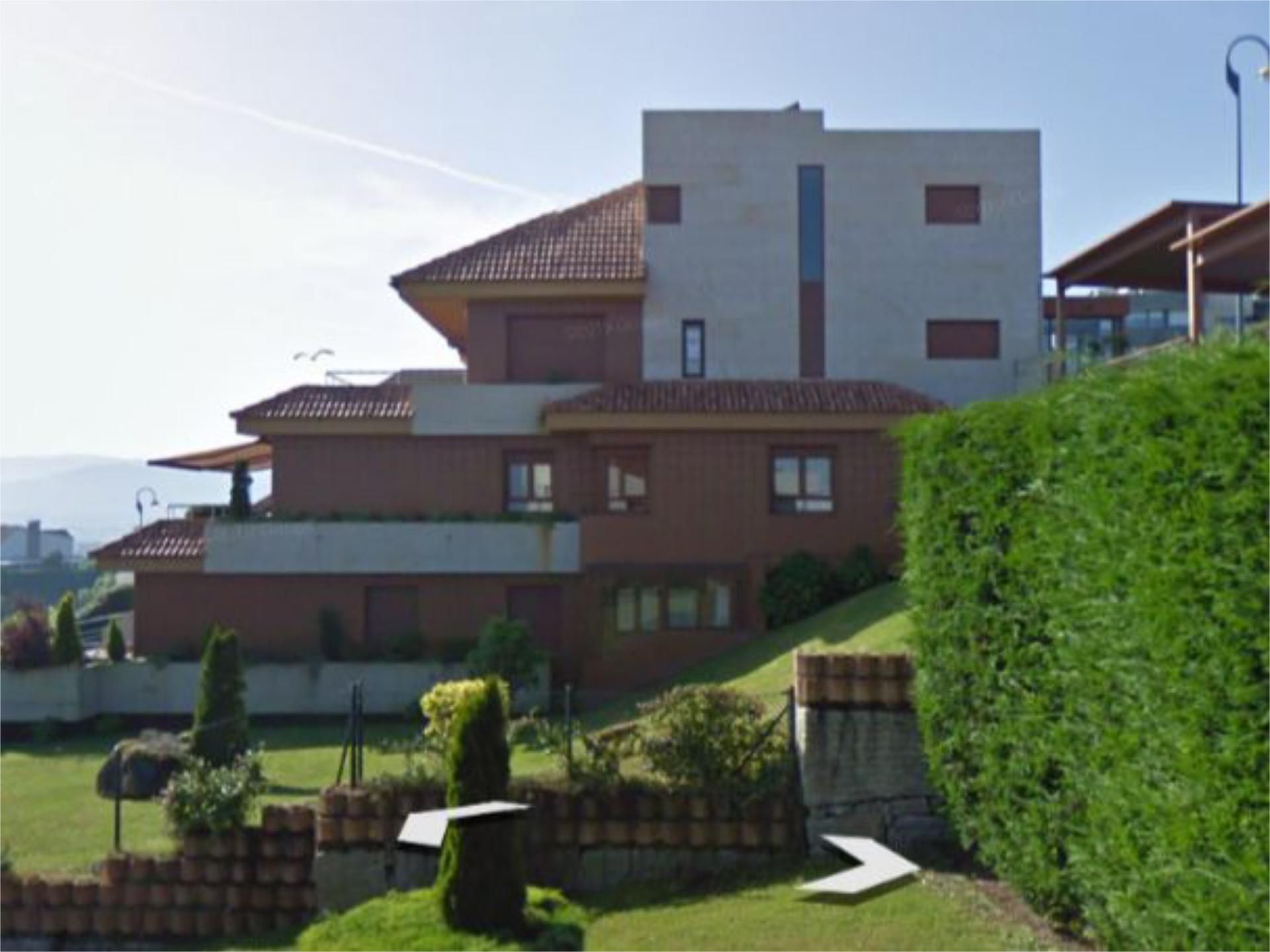 Vista exterior de Dúplex en venda en Baiona amb Calefacció, Parquet i Terrassa