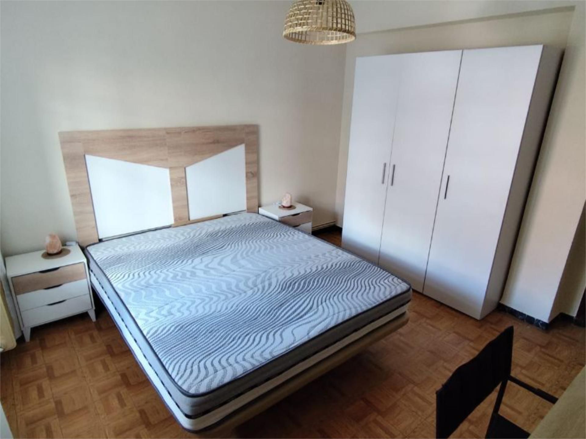 Flat to share in Paseo del Cauce, 92, Pajarillos Bajos