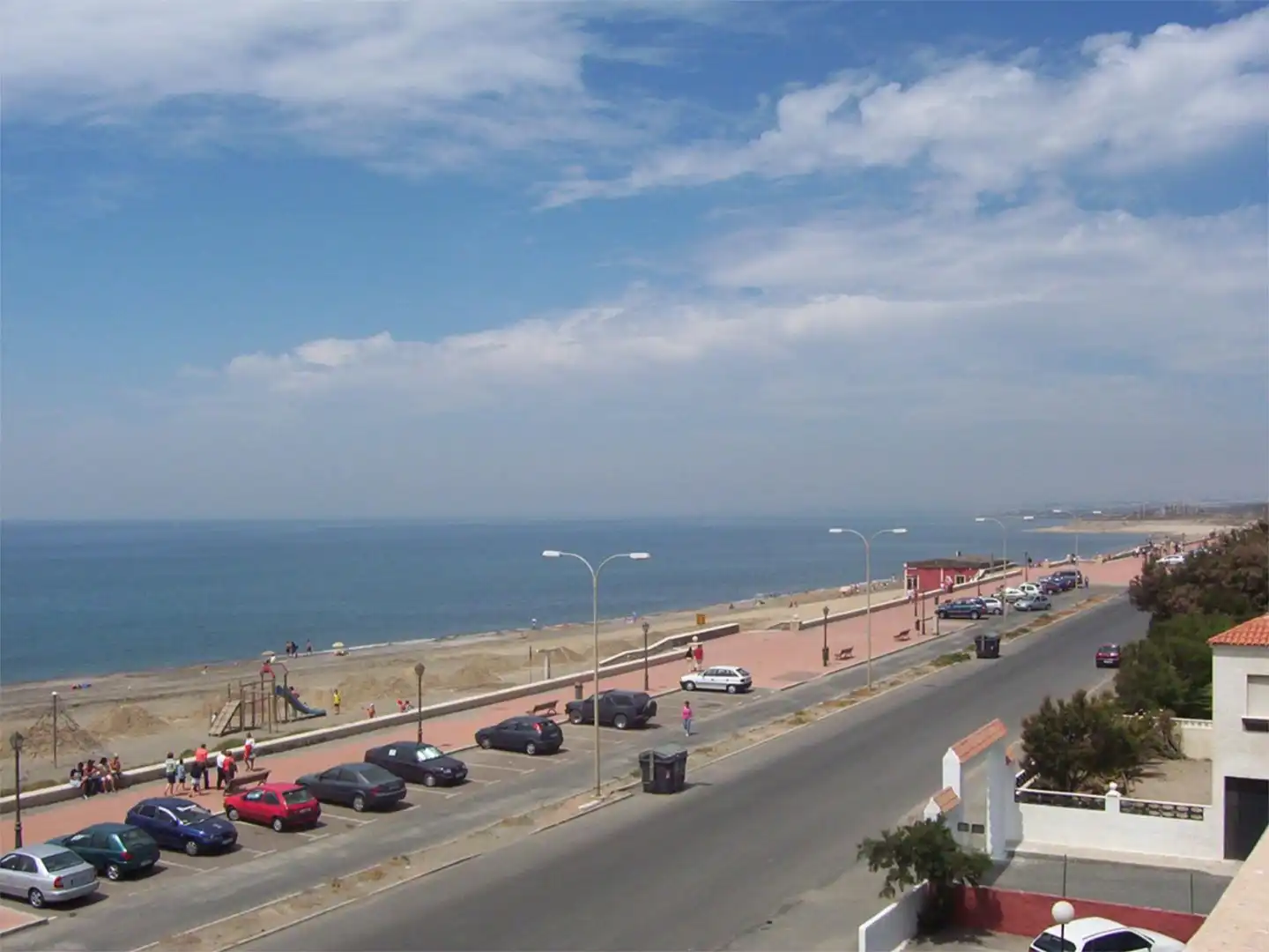 Wohnung zur Miete in Camino del Pueblo, 16, Retamar Außenansicht von Wohnung zur Miete in Almería mit Schwimmbad, Möbliert und Gemeinschaftsparkplatz