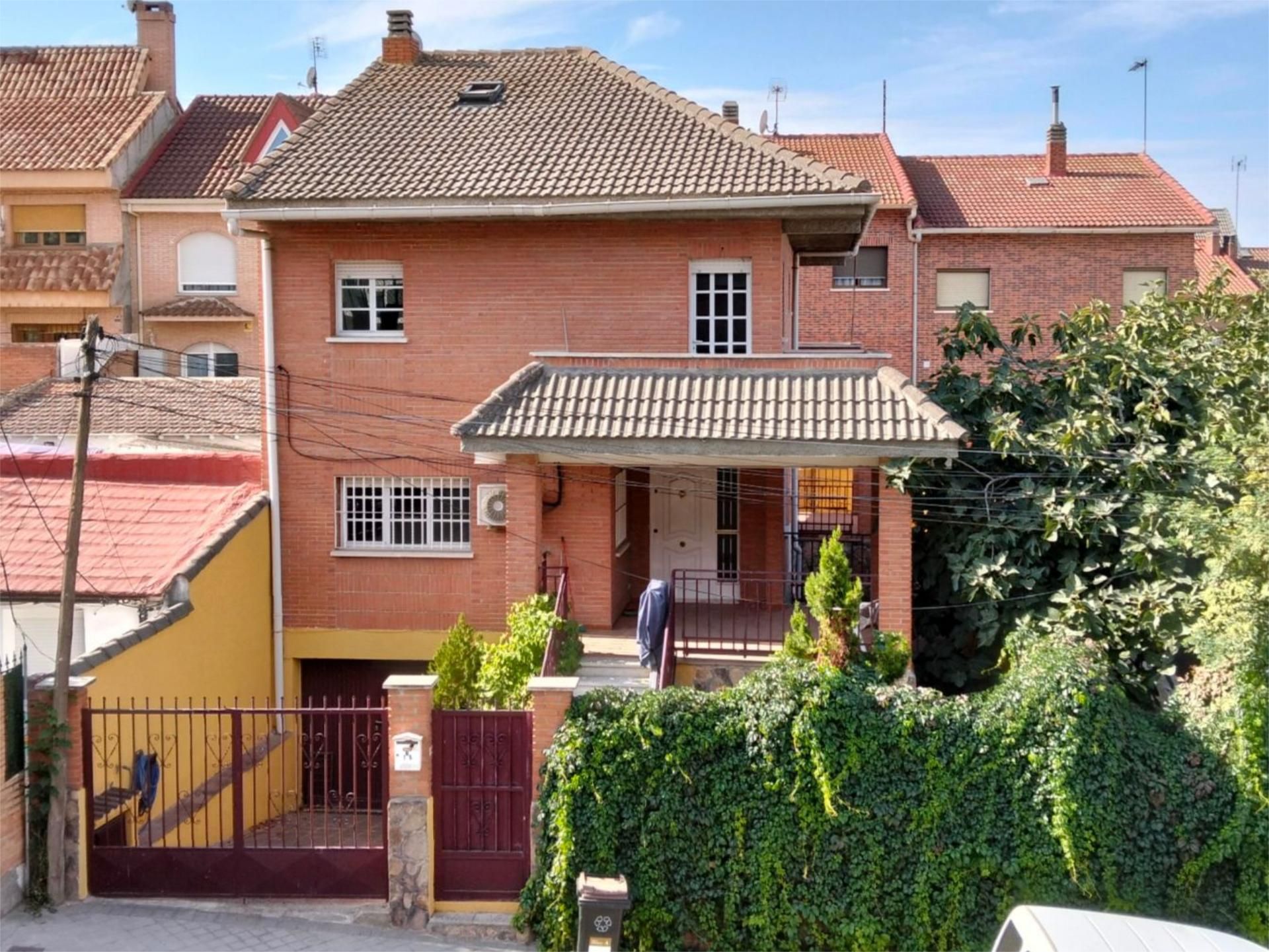 Exterior view of Flat for sale in  Madrid Capital  with Air Conditioner, Heating and Private garden