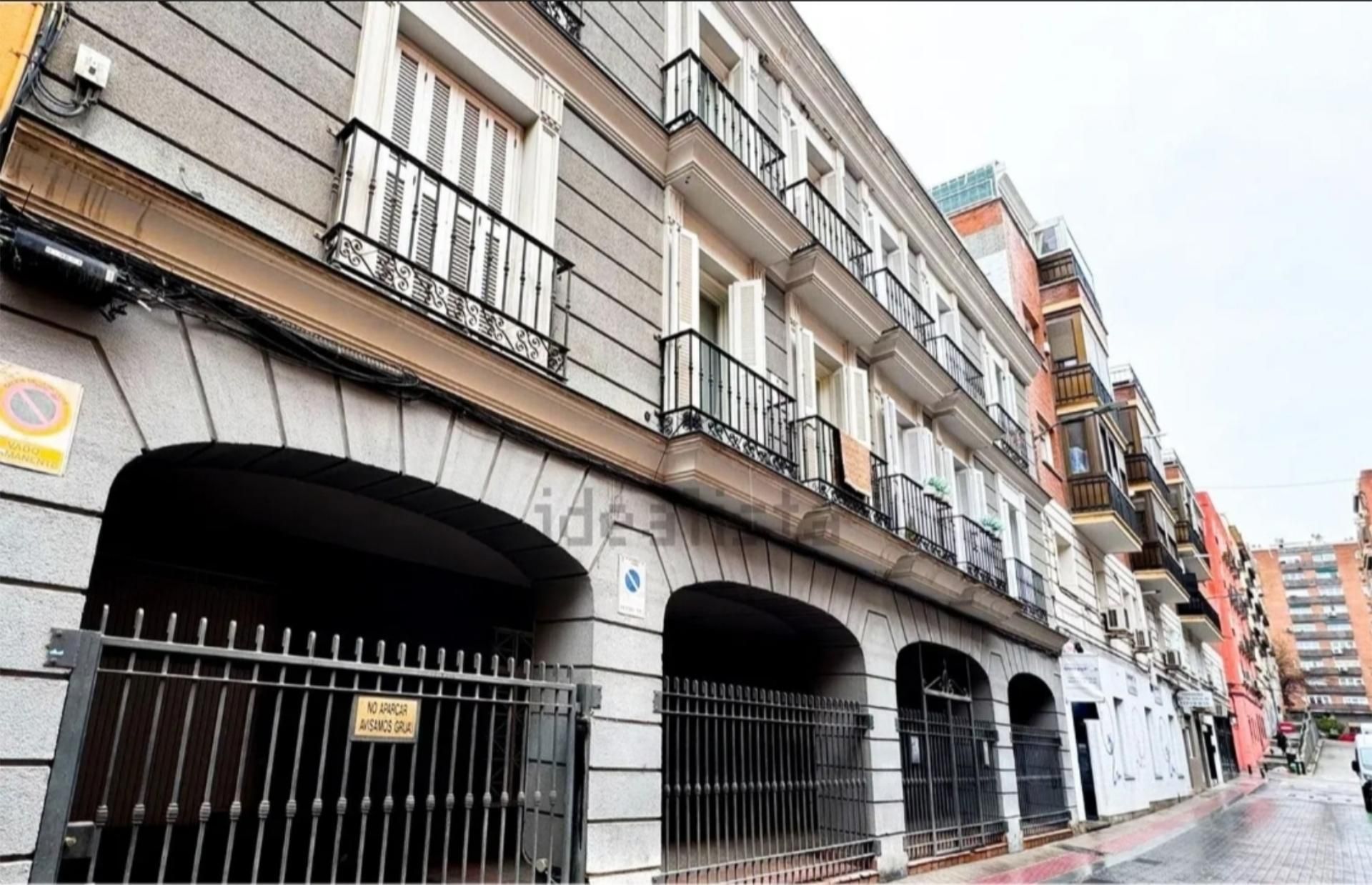 Vista exterior de Garaje en venta en  Madrid Capital