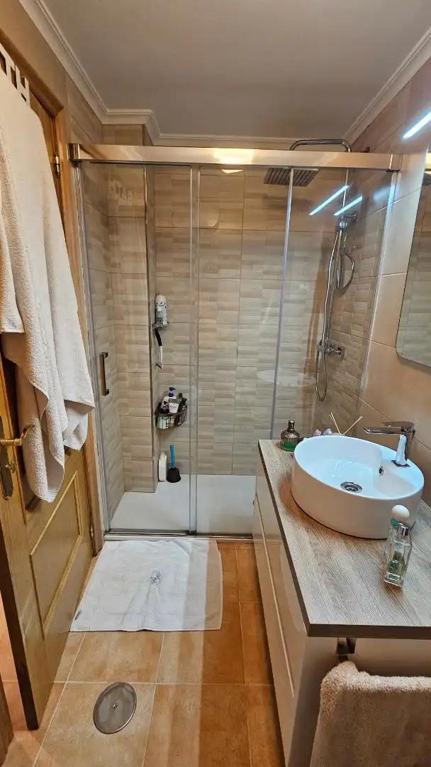 Wohnung zum Verkauf in Rúa Viladaide-Praia Altar, 12, Barreiros Badezimmer von Wohnung zum Verkauf in Barreiros mit Klimaanlage, Heizung und Privatgarten