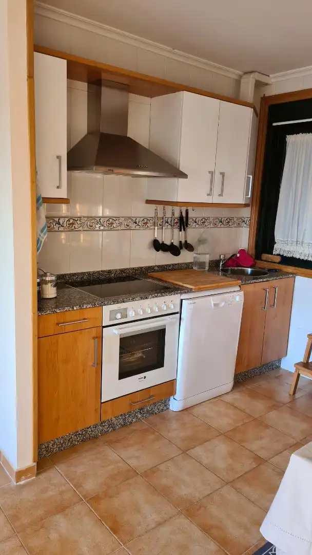 Wohnung zum Verkauf in Rúa Viladaide-Praia Altar, 12, Barreiros Küche von Wohnung zum Verkauf in Barreiros mit Klimaanlage, Heizung und Privatgarten