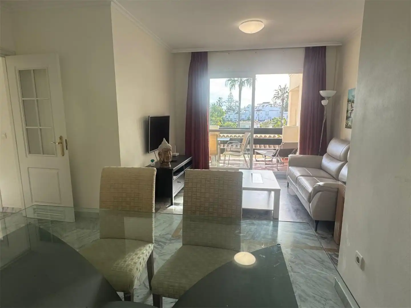 Flat for rent in Calle José Manuel Caballero Bonald, 5, Nueva Alcántara Living room of Flat for rent in Marbella with Air Conditioner, Heating and Terrace