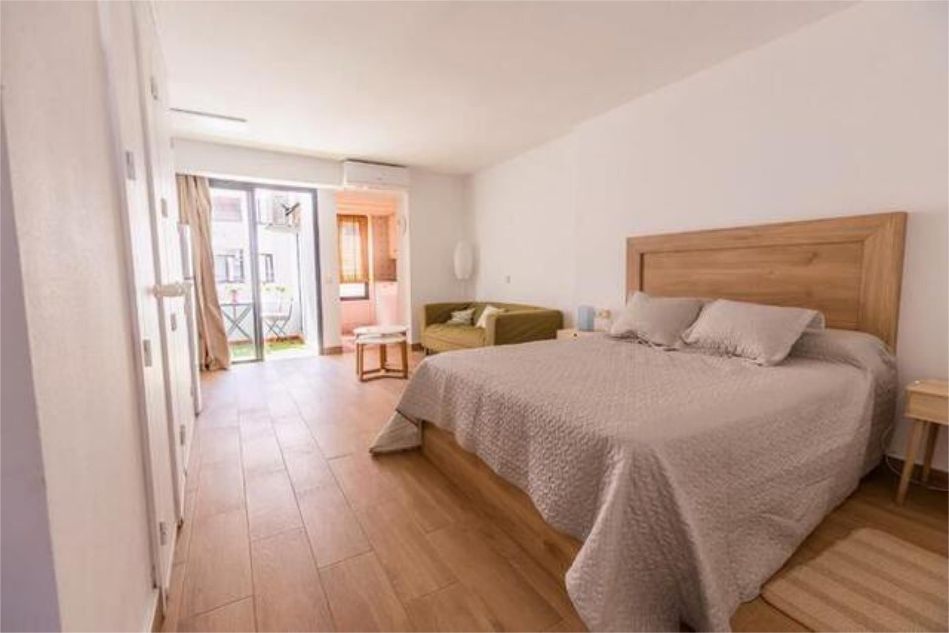 Bedroom of Study to rent in Sotogrande  with Heating, Private garden and Terrace