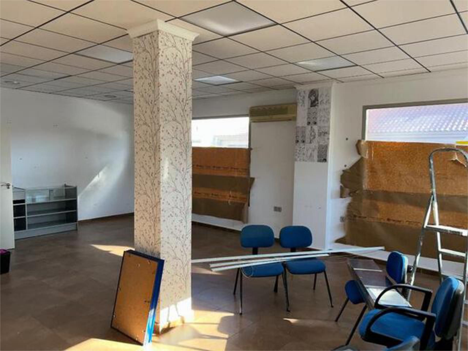 Premises to rent in Librilla  with Air Conditioner
