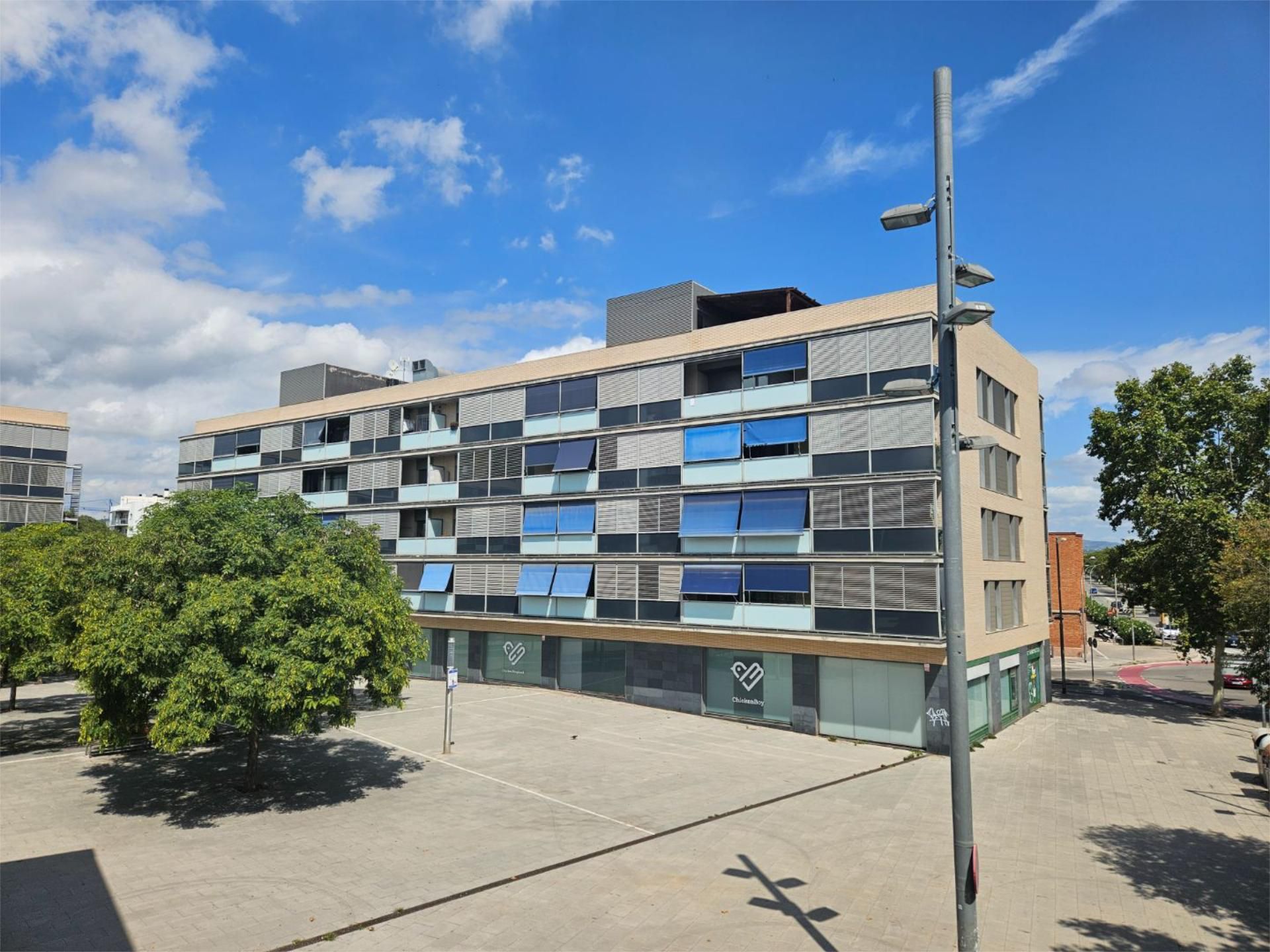 Pis en venda a Avinguda del Garraf, 69, La Geltrú - Sant Jordi Vista exterior de Pis en venda en Vilanova i la Geltrú amb Aire condicionat, Calefacció i Parquet