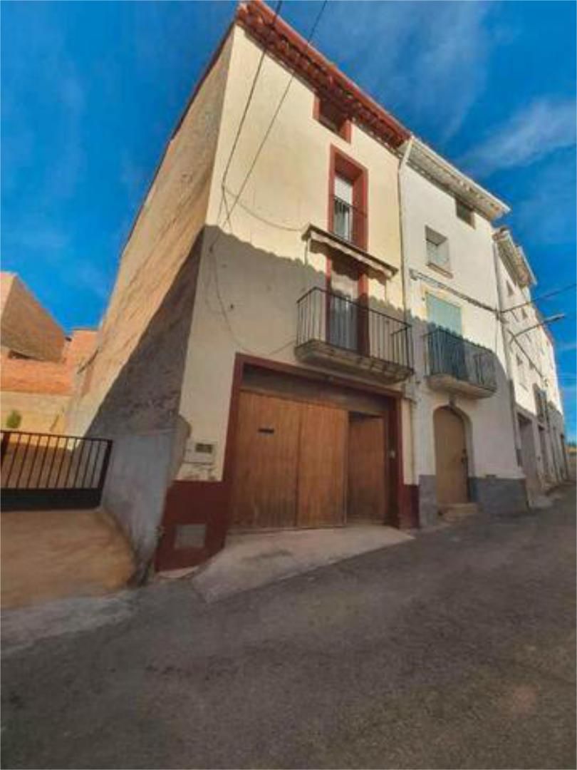 Vista exterior de Casa o xalet en venda en Juncosa amb Calefacció, Terrassa i Traster