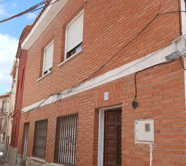 Single-family semi-detached for sale in Calle Mesones, 28, Almorox, Toledo - image 1 Photo 1 of Single-family semi-detached for sale in Calle Mesones, 28, Almorox, Toledo