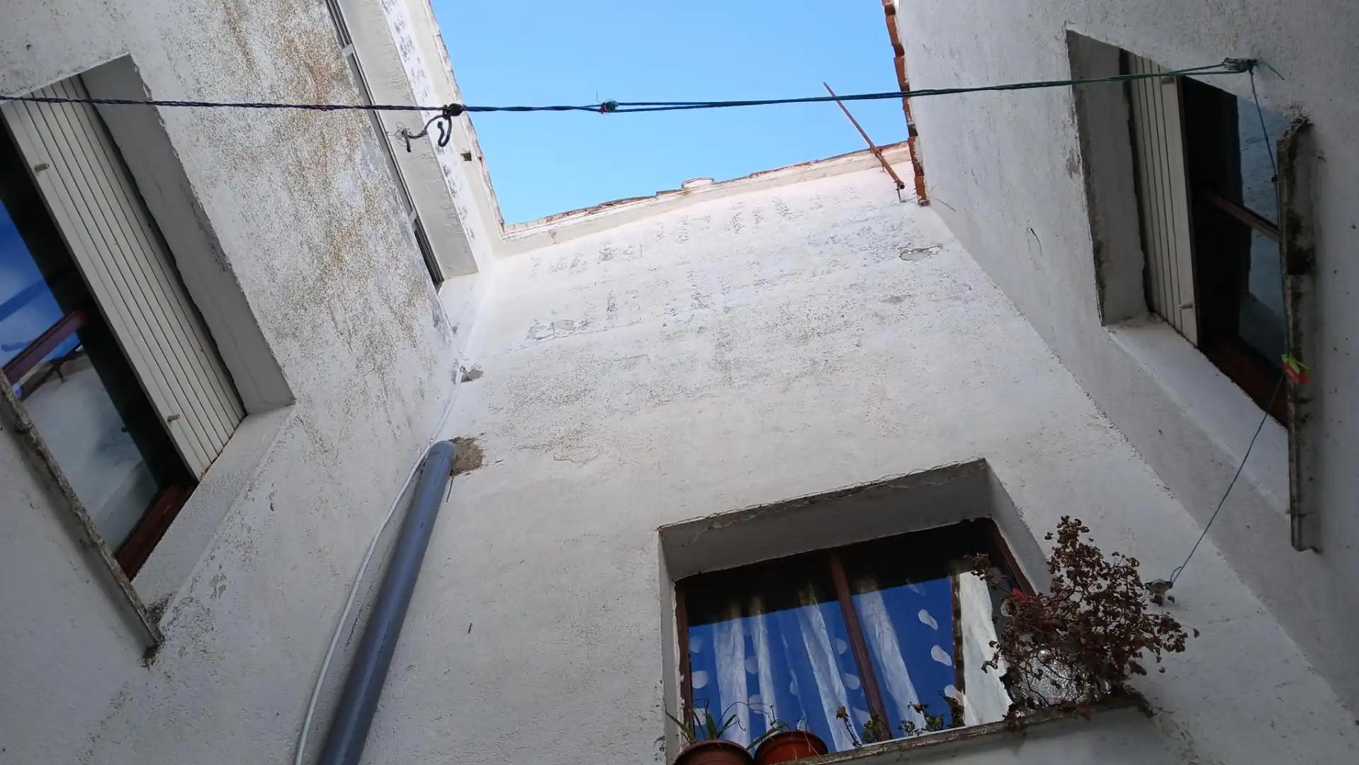 Vista exterior de Casa adosada en venta en Almorox con Balcón