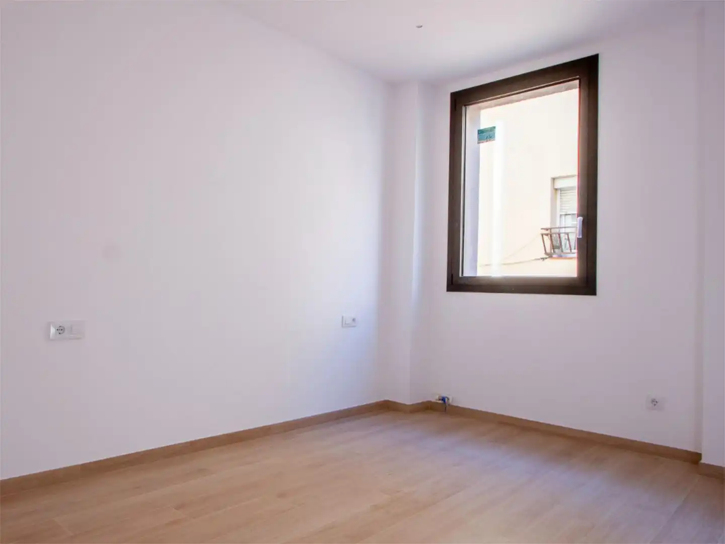Habitación de Casa adosada en venta en Terrassa