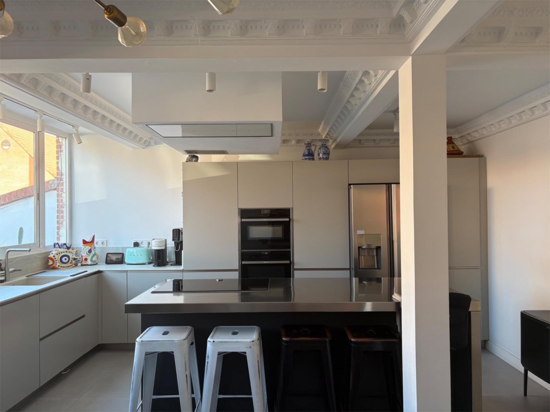 Kitchen of Flat for sale in Pozuelo de Alarcón  with Air Conditioner, Heating and Private garden