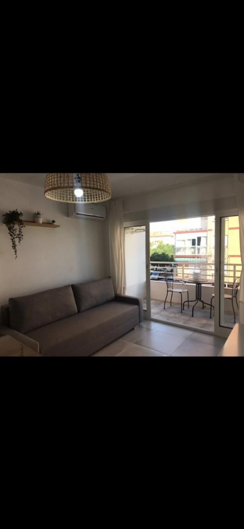 Sala d'estar de Pis de lloguer en Vélez-Málaga amb Aire condicionat, Calefacció i Terrassa