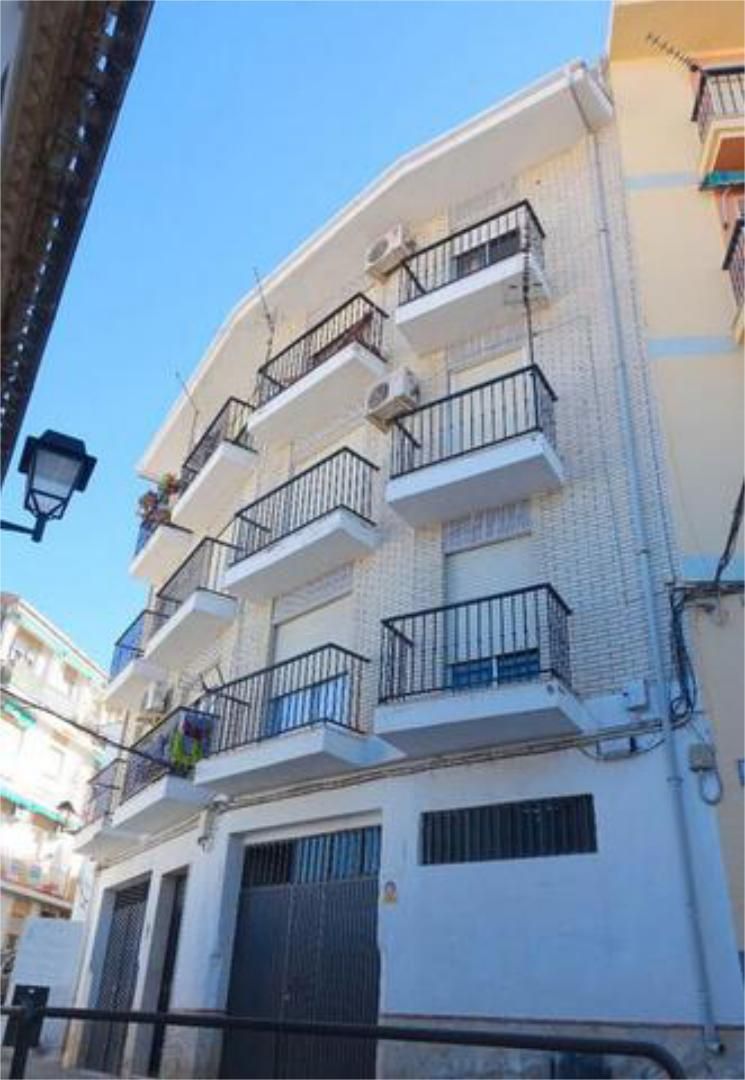 Terrassa de Pis de lloguer en Loja amb Calefacció, Terrassa i Moblat