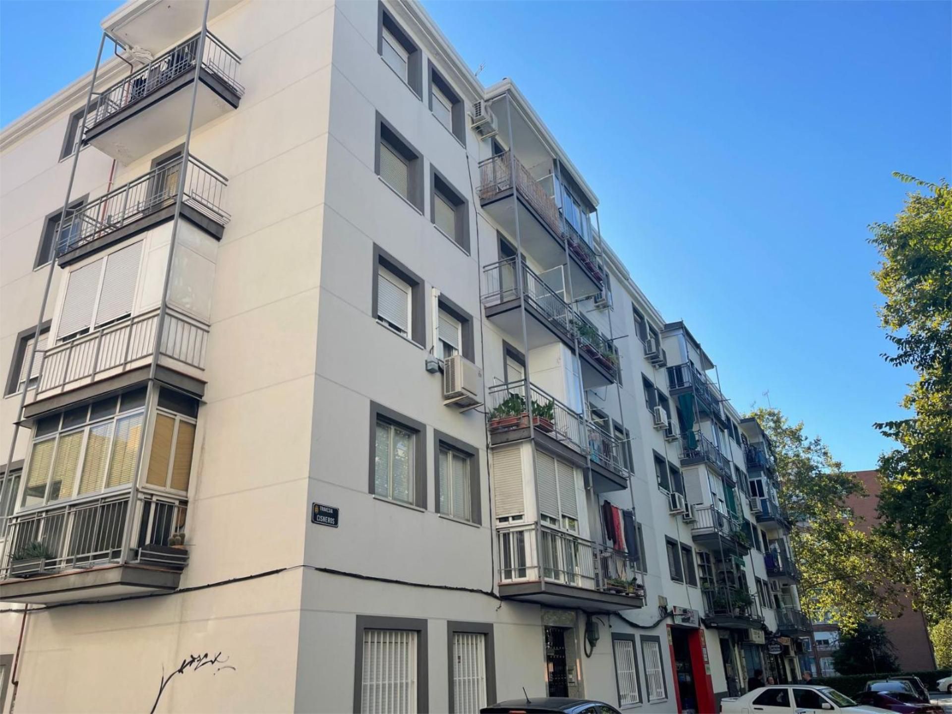 Exterior view of Flat for sale in Alcorcón  with Air Conditioner and Terrace
