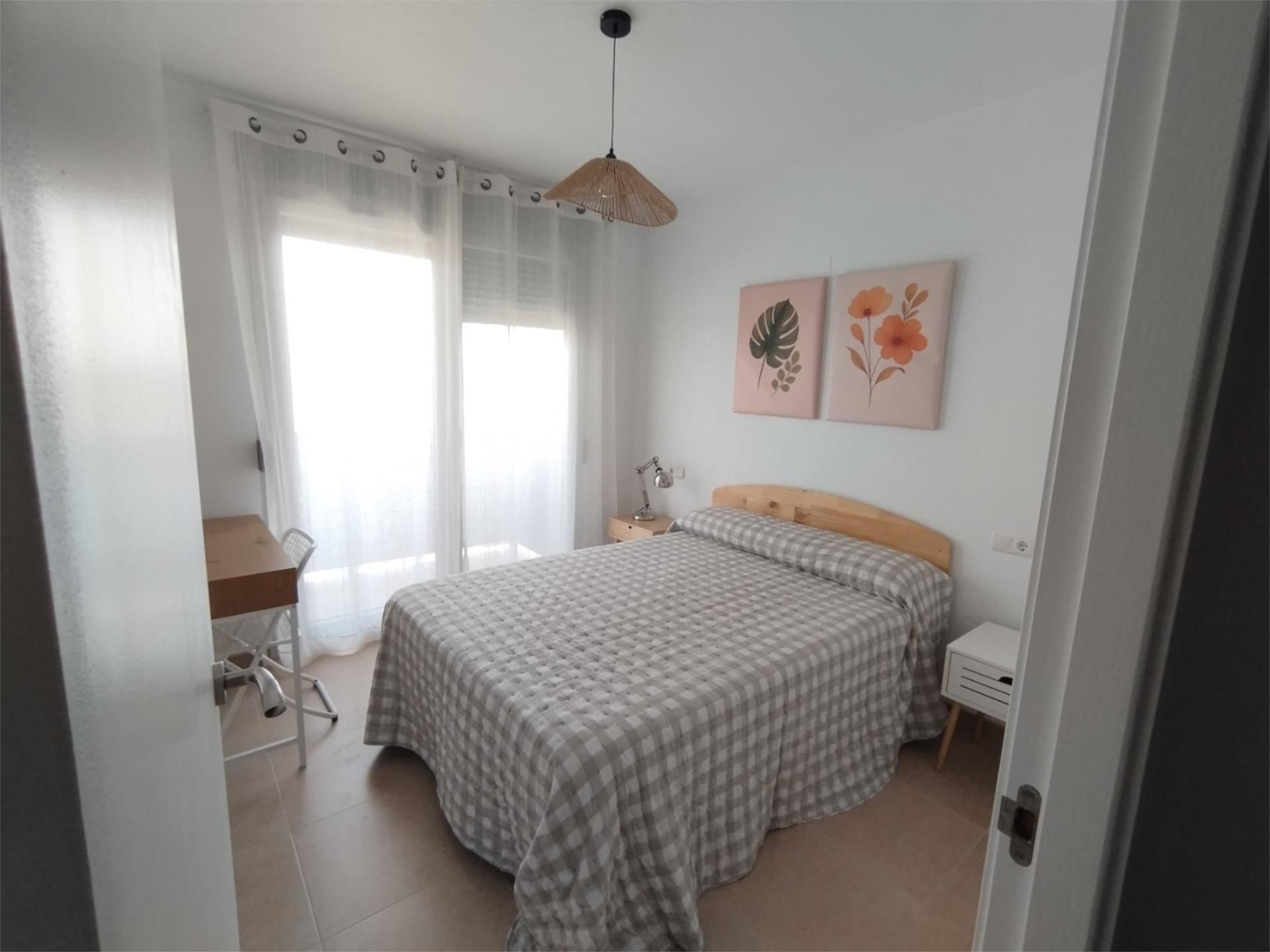 Dormitori de Pis per a compartir en  Murcia Capital amb Moblat