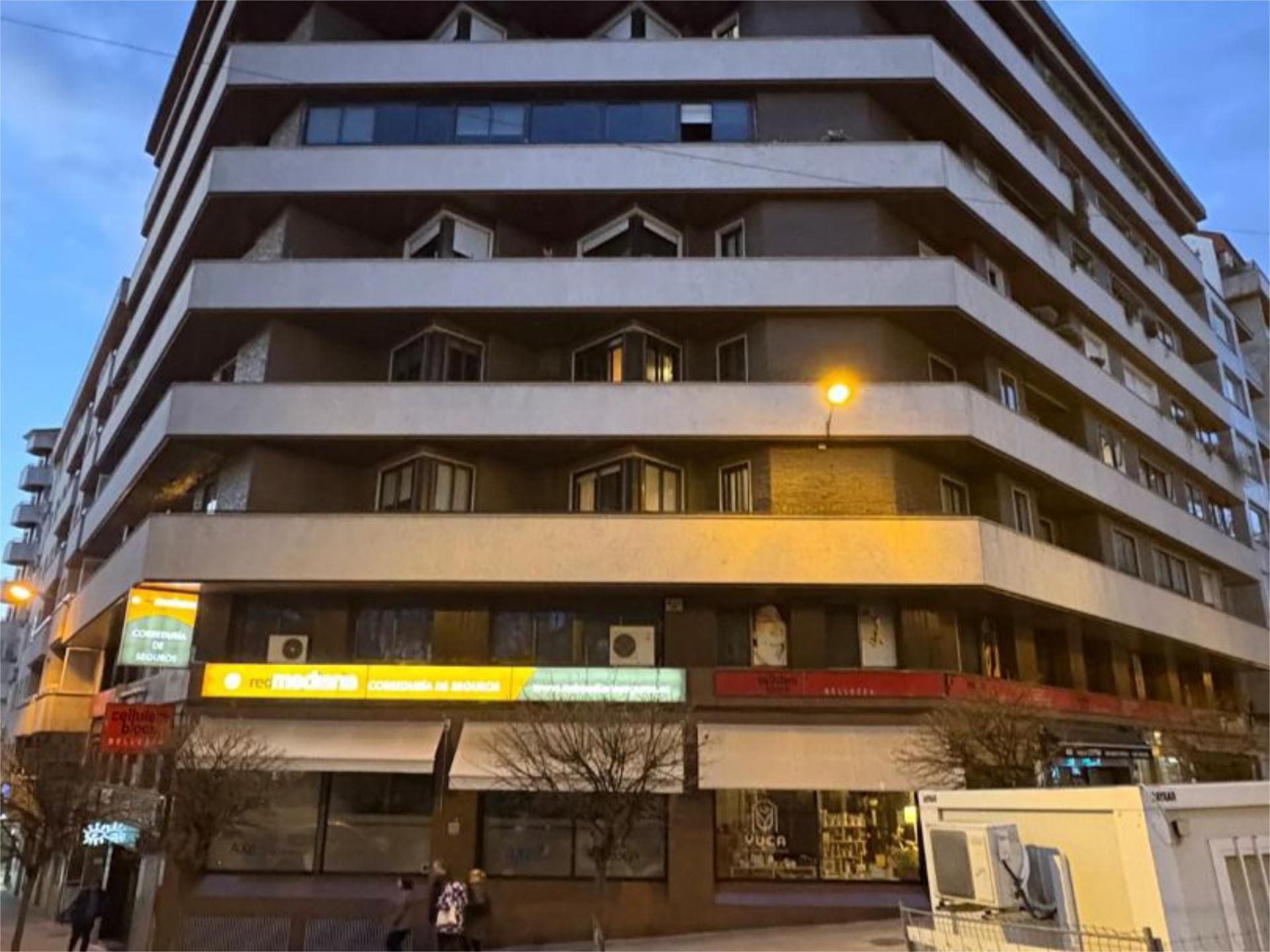 Pis en venda a Avenida de Buenos Aires, 17, Centro Vista exterior de Pis en venda en Ourense Capital  amb Calefacció, Traster i Balcó