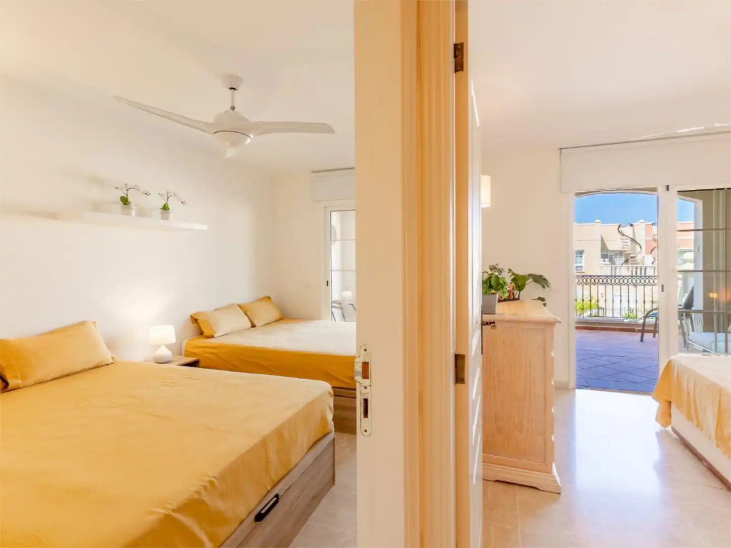 Wohnung zum Verkauf in Avenida la Arenita, 13, Palm - Mar Schlafzimmer von Wohnung zum Verkauf in Arona mit Terrasse, Schwimmbad und Balkon