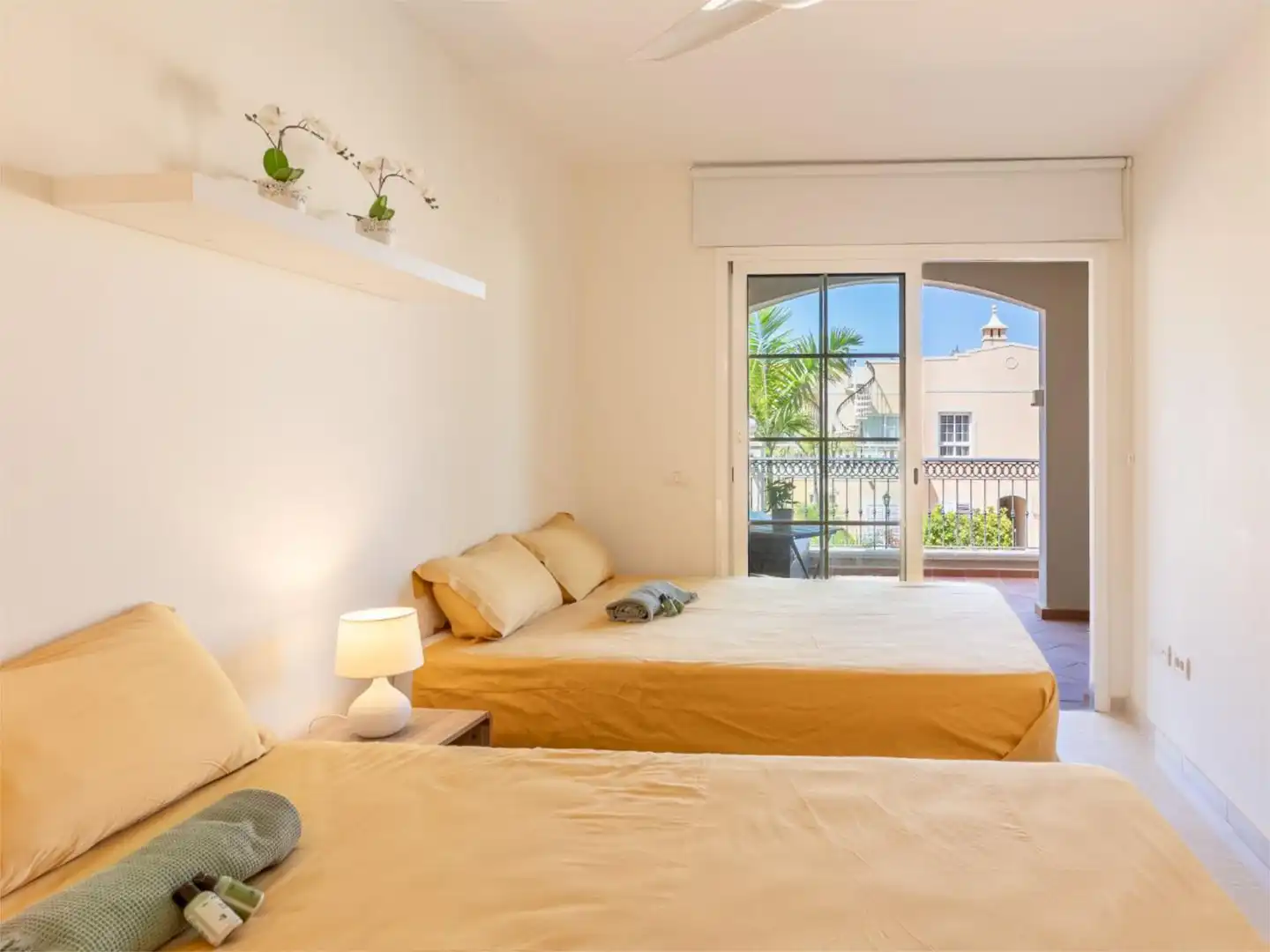Wohnung zum Verkauf in Avenida la Arenita, 13, Palm - Mar Schlafzimmer von Wohnung zum Verkauf in Arona mit Terrasse, Schwimmbad und Balkon