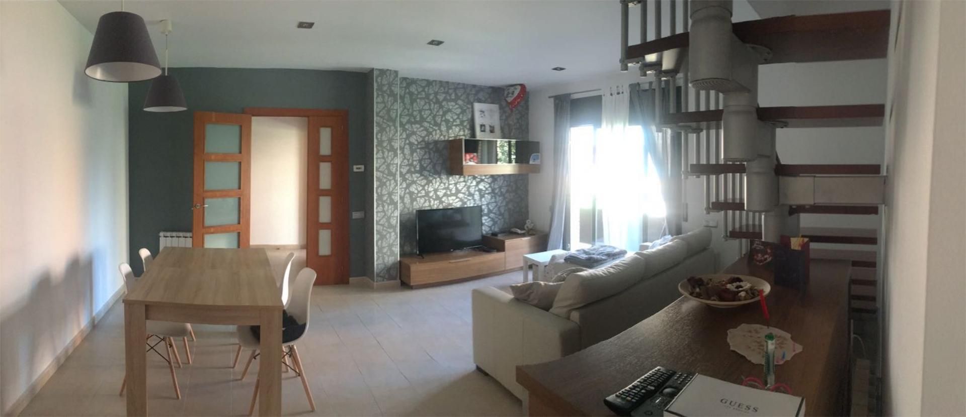 Sala d'estar de Dúplex en venda en Les Franqueses del Vallès amb Aire condicionat, Terrassa i Balcó