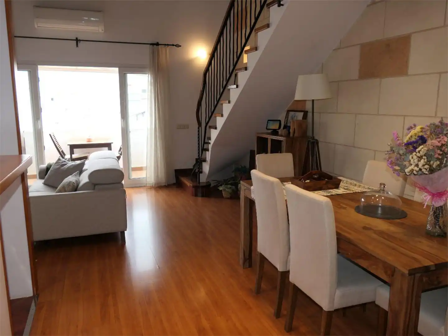 Sala de estar de Ático en venta en Ciutadella de Menorca con Aire acondicionado, Terraza y Balcón