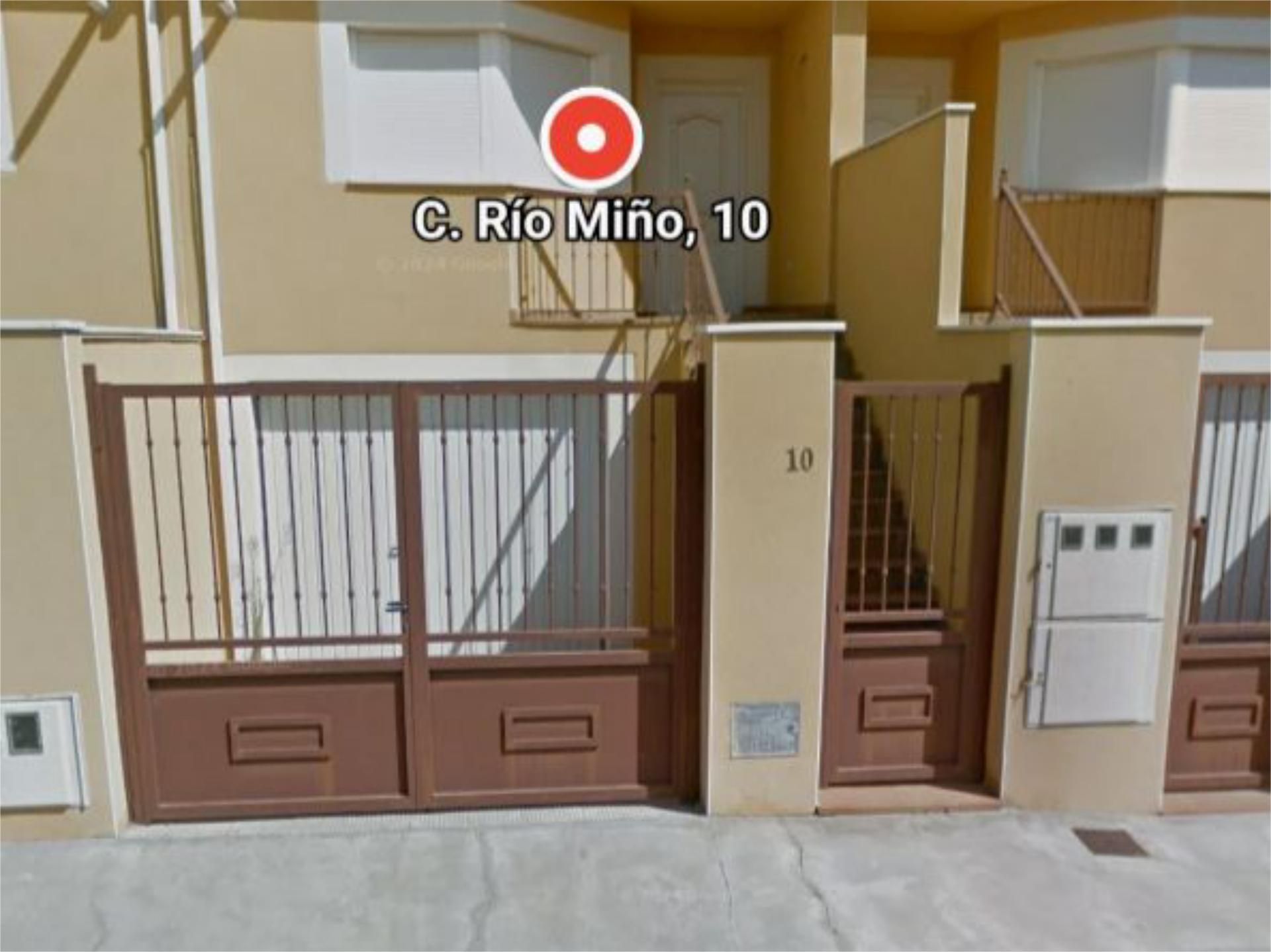 Exterior view of House or chalet to rent in Horcajo de Santiago  with Heating, Private garden and Storage room