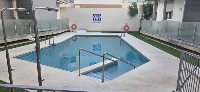 Piso en Alquiler en Avenida de la Libertad, 3B en Zona Carrefour