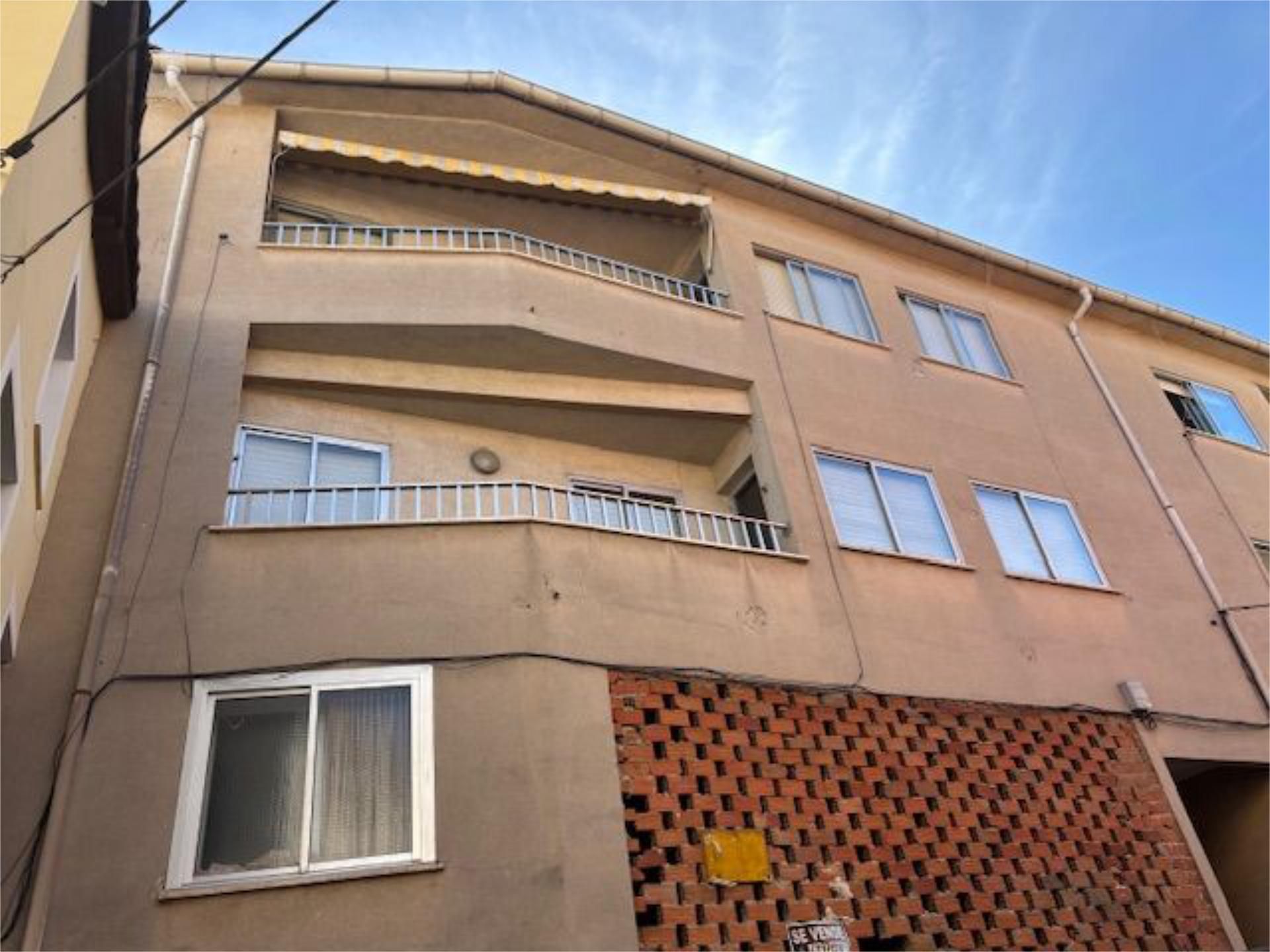 Exterior view of Flat for sale in Sacedón  with Heating, Terrace and Storage room