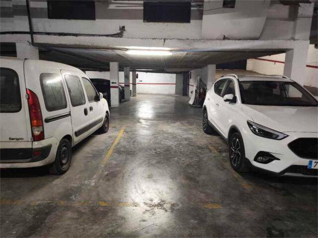 Garaje en Alquiler en Barriomar - La Purísima