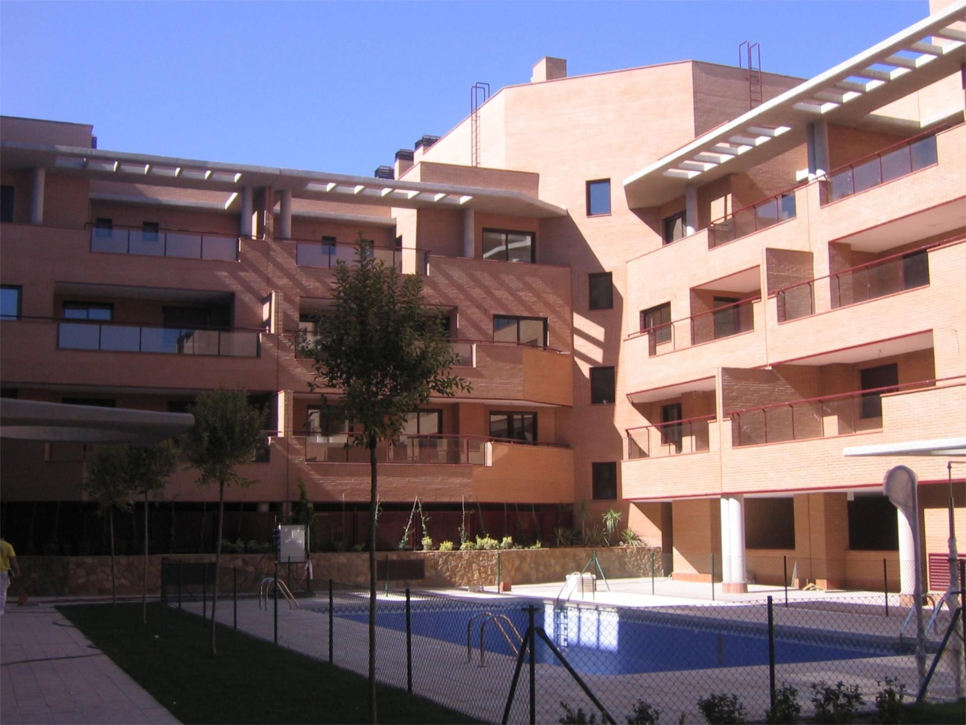 Exterior view of Flat for sale in Yebes  with Terrace and Swimming Pool