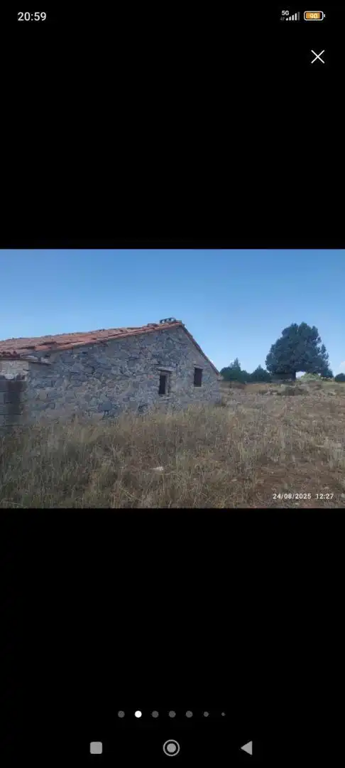 Casa o xalet en venda a Calle Marianeto, La Puebla de Valverde Casa o xalet en venda en La Puebla de Valverde amb Jardí privat i Traster