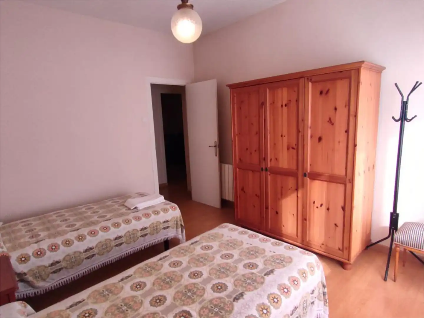 Flat for sale in Calle Juan Fernandez, 61, Ciudad Jardín Bedroom of Flat for sale in Cartagena with Heating, Parquet flooring and Furnished
