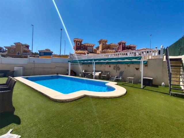 Casa-chalet en Alquiler en Calle Inglaterra, 9 en Bigastro