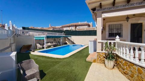 Foto 2 de Casa o xalet de lloguer a Calle Inglaterra, 9, Bigastro, Alicante