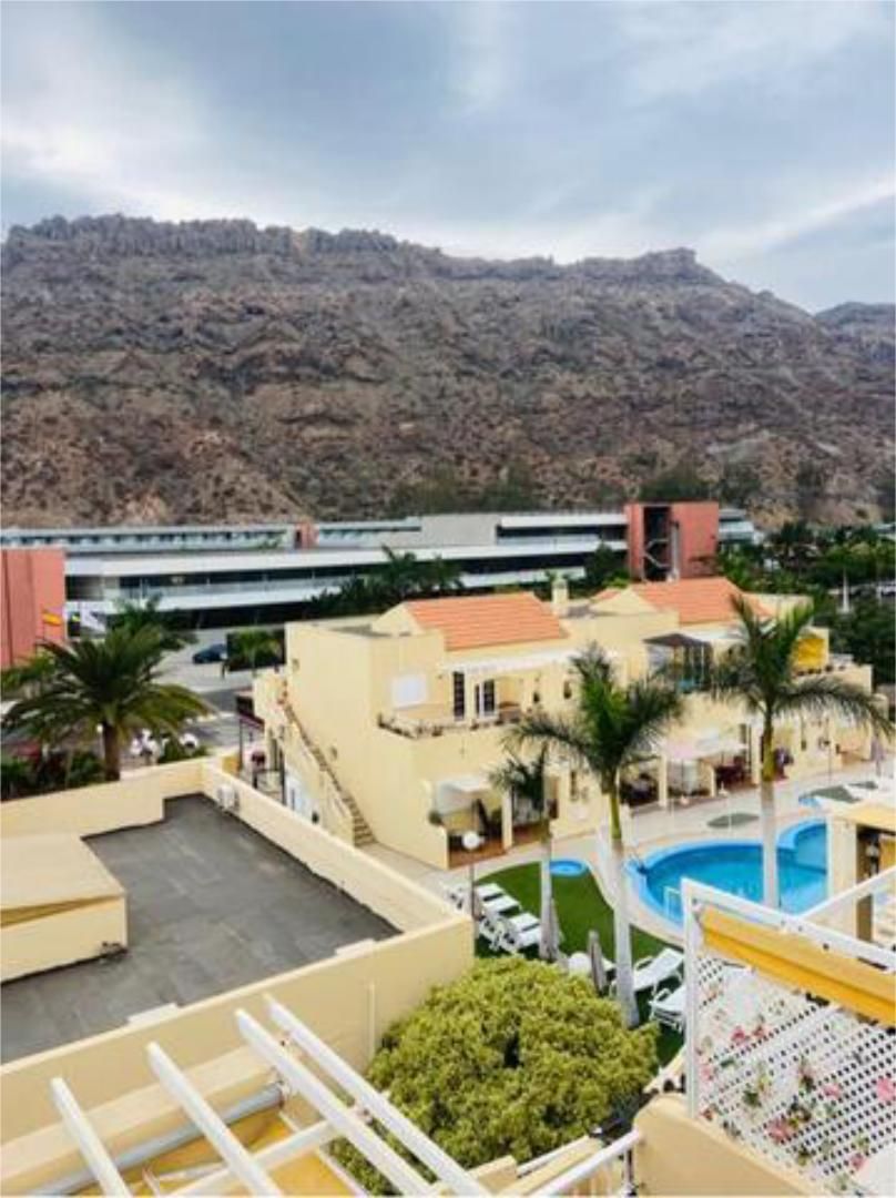 Vista exterior de Apartament en venda en Mogán amb Jardí privat, Terrassa i Traster