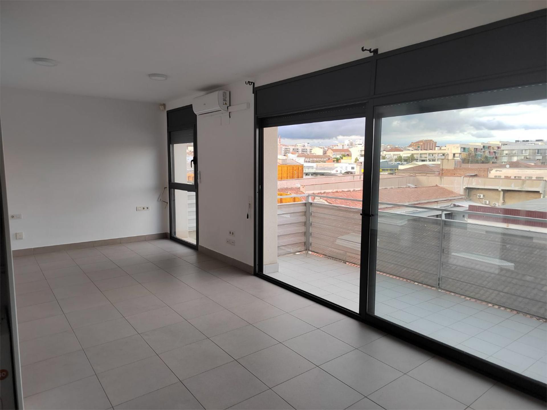 Sala d'estar de Pis en venda en Terrassa amb Aire condicionat, Calefacció i Terrassa