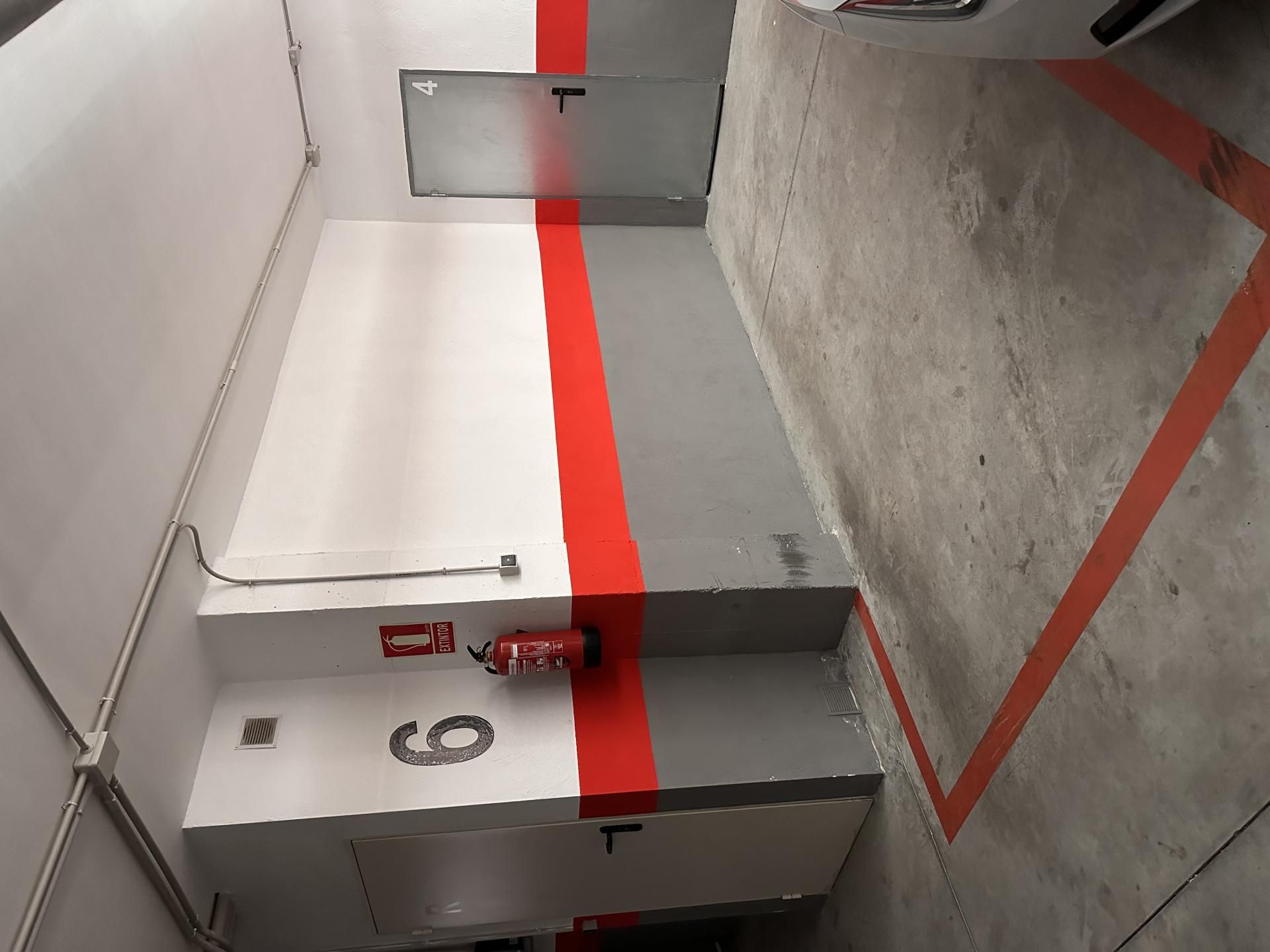 Garage to rent in Armilla