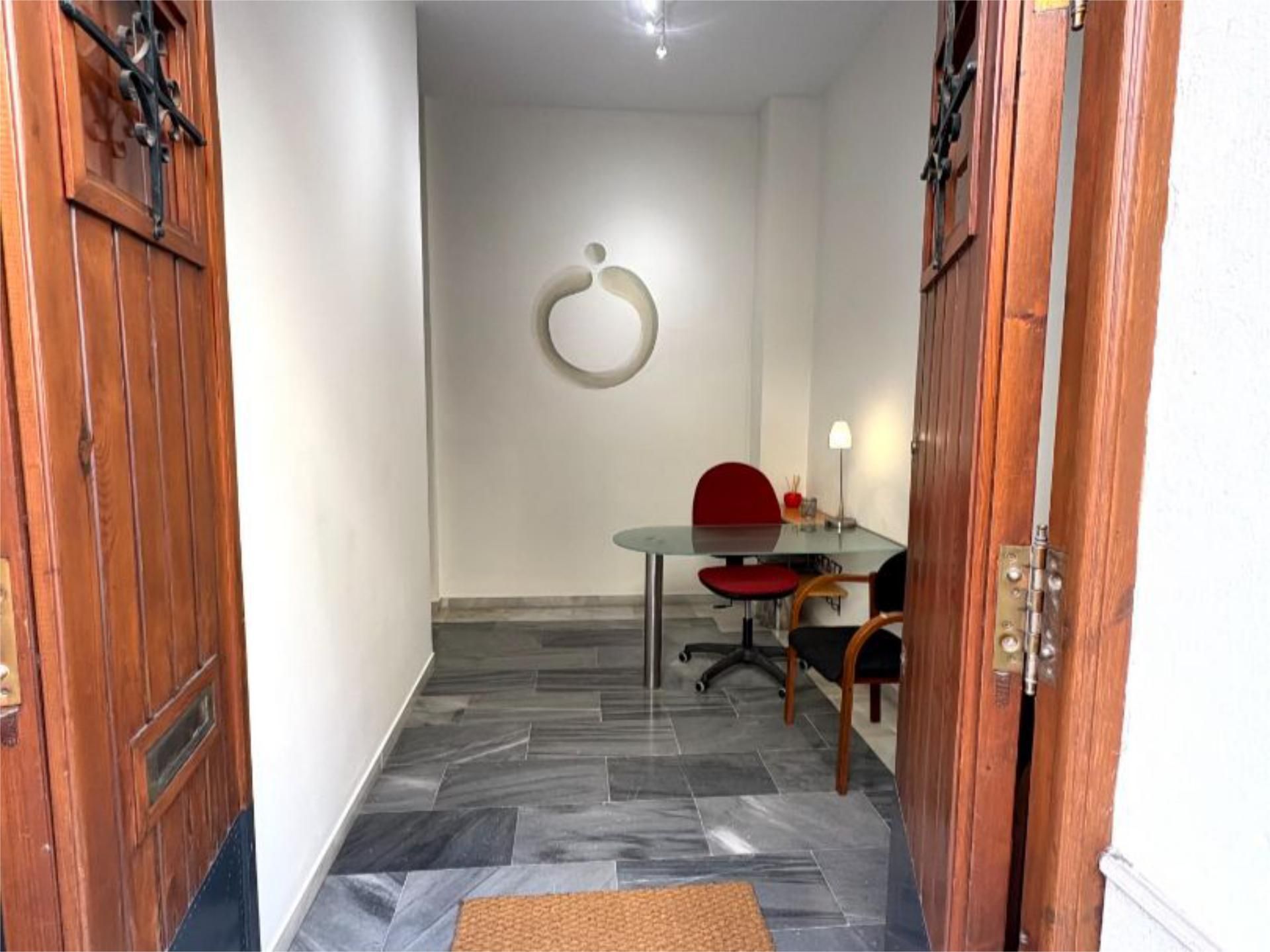 Local de lloguer a Calle Almonacid, 13, San Bernardo