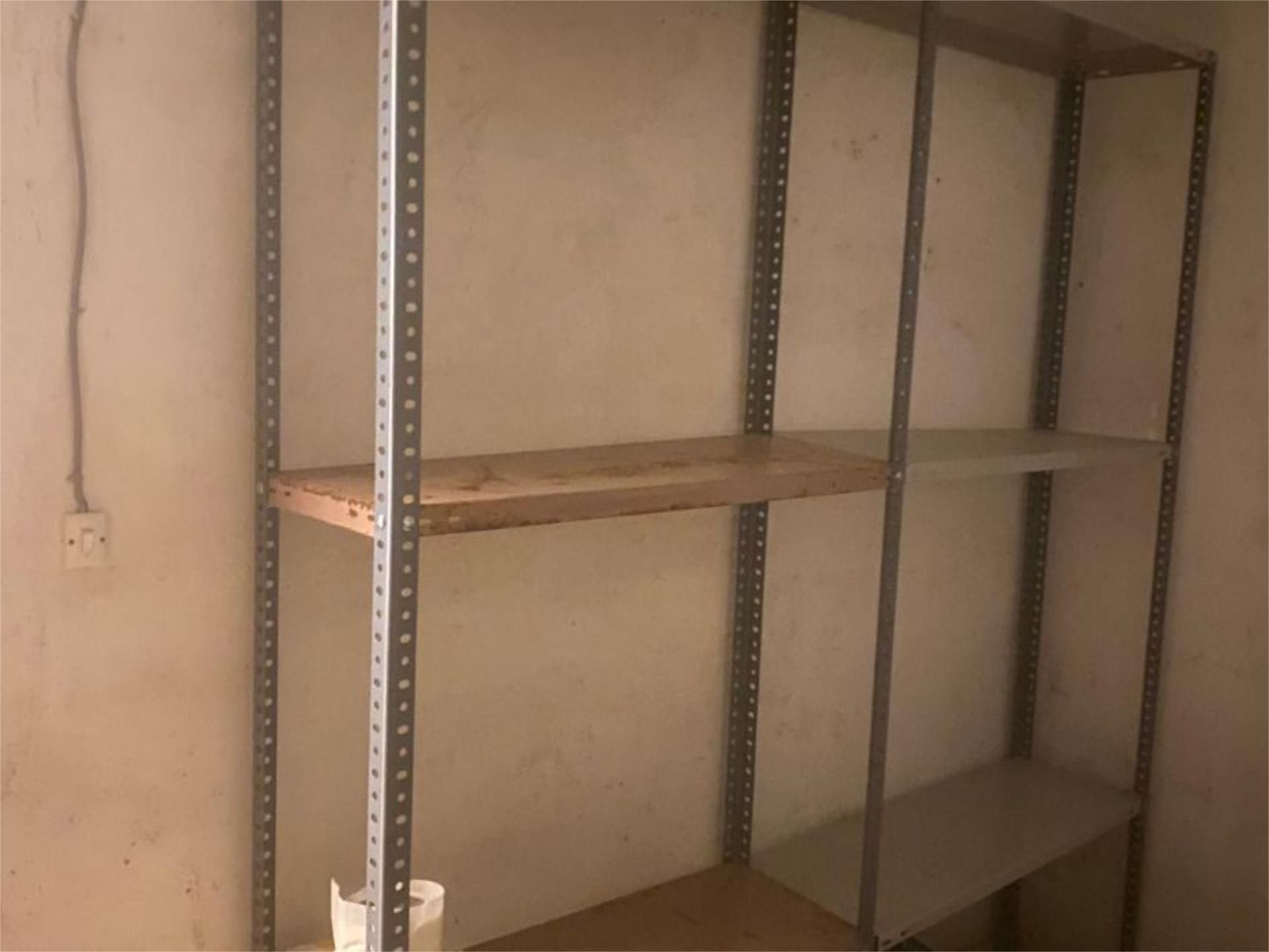 Box room for sale in Segovia Capital