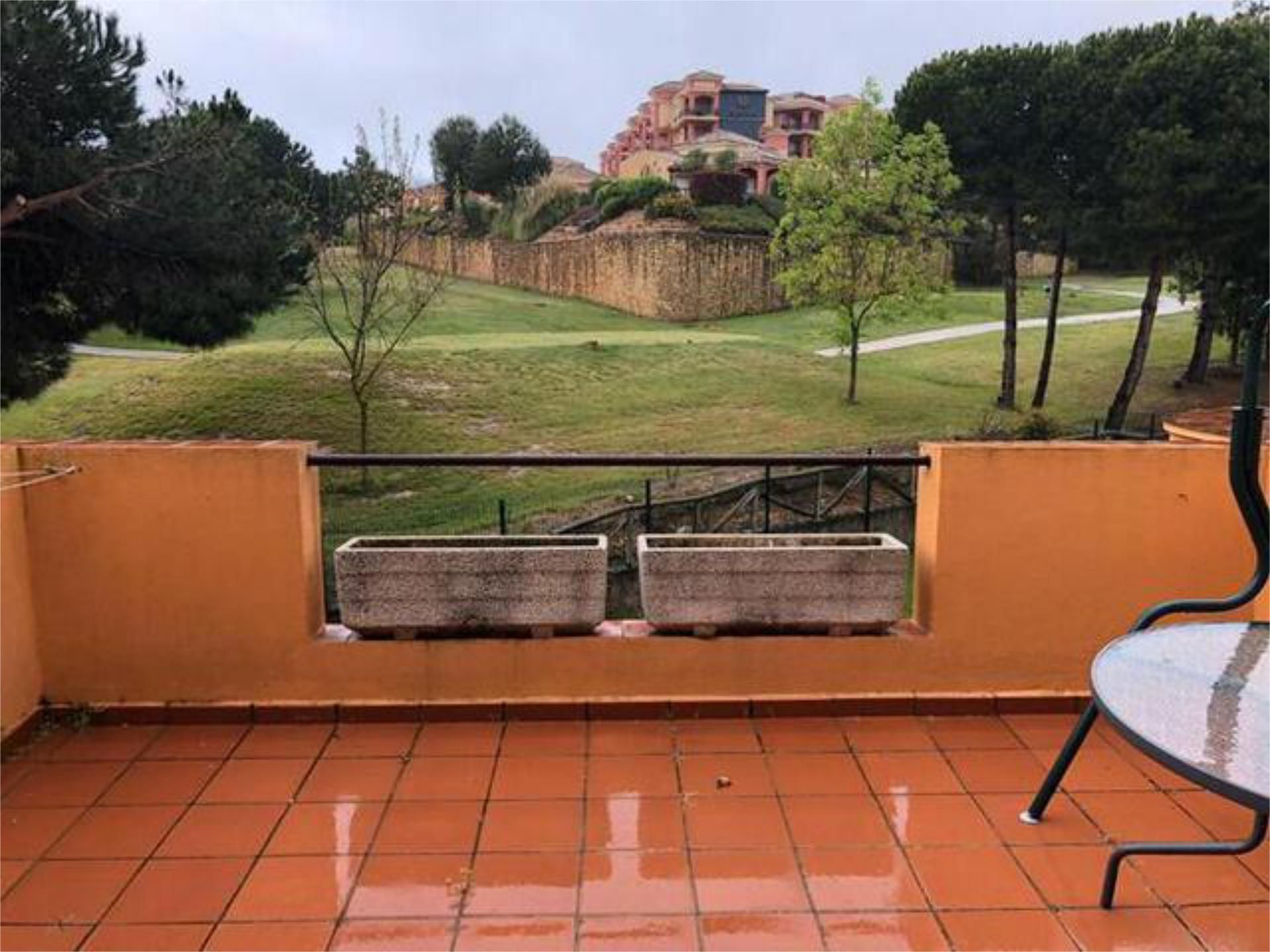 Apartament en venda a Islantilla Golf Vista exterior de Apartament en venda en Islantilla amb Terrassa, Piscina i Moblat