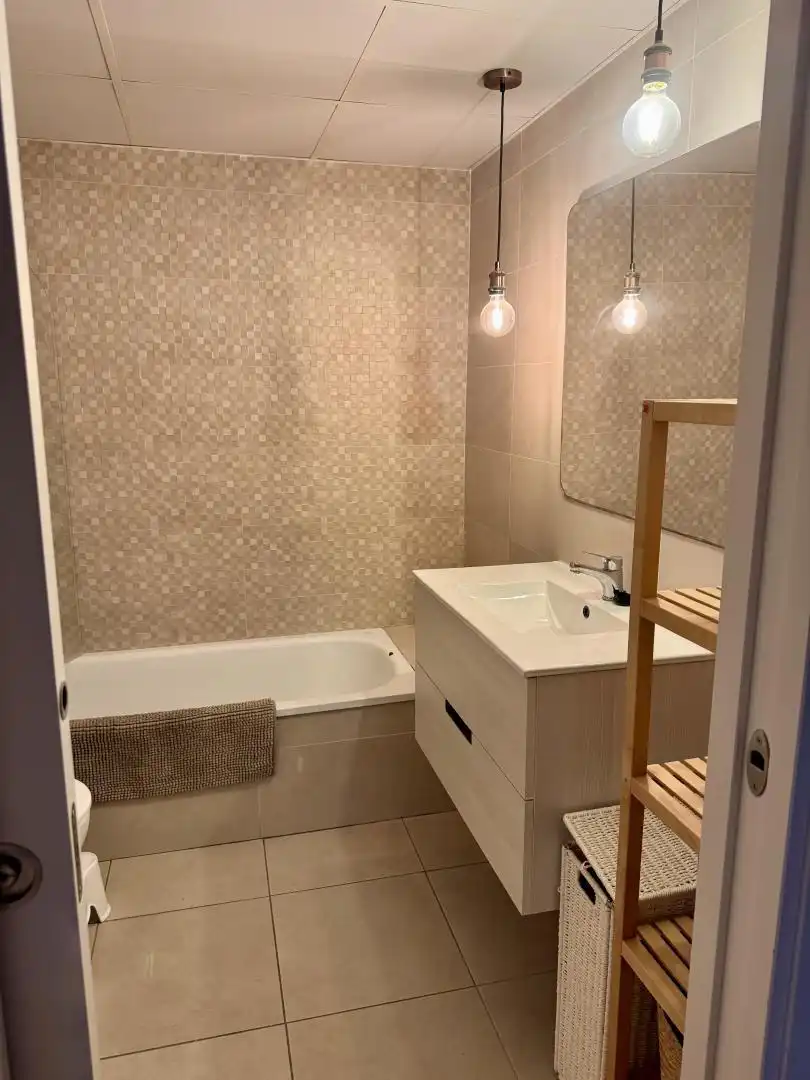 Pis en venda a Calle Torrente Ballester, 4, Rodeo Alto - Guadaiza - La Campana Bany de Pis en venda en Marbella amb Aire condicionat, Terrassa i Piscina