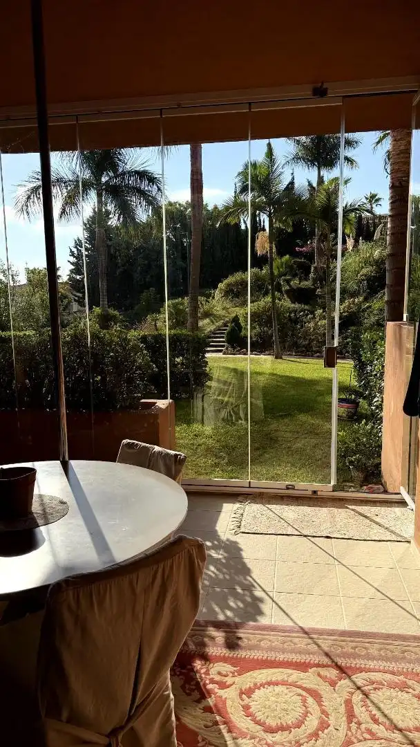 Piso en venta en Calle Casiopea 5F, 9, Los Naranjos Jardín de Piso en venta en Marbella con Aire acondicionado, Jardín privado y Terraza