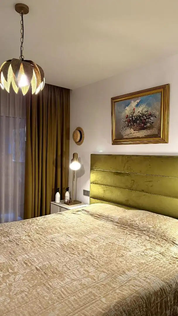 Piso en venta en Calle Casiopea 5F, 9, Los Naranjos Habitación de Piso en venta en Marbella con Aire acondicionado, Jardín privado y Terraza