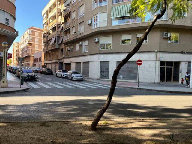 Local comercial en Alquiler en Carrús Oeste