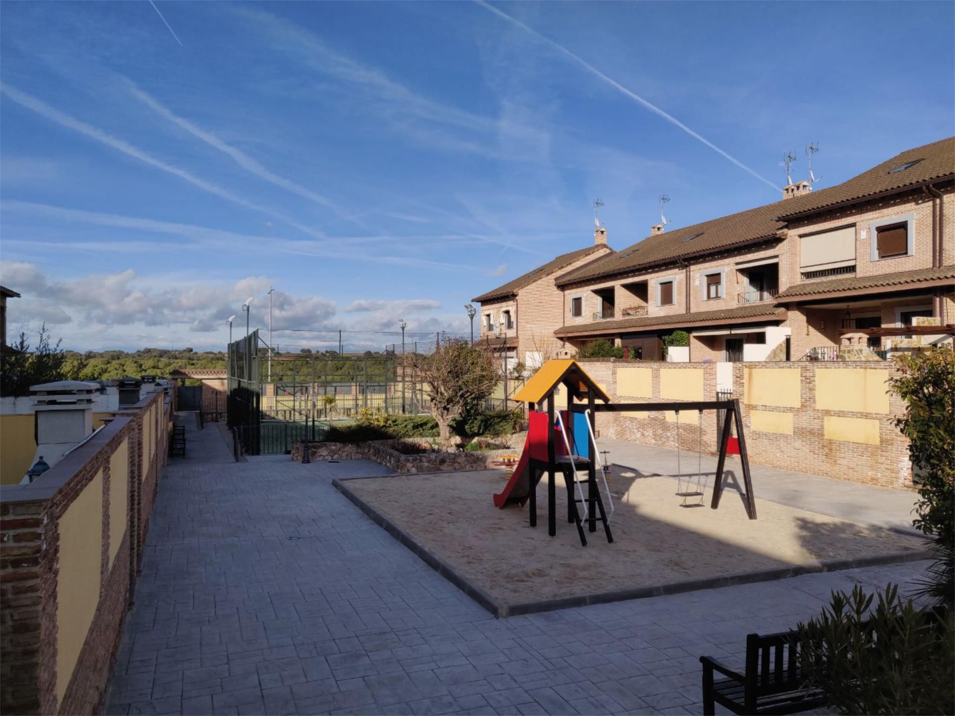 Garden of House or chalet to rent in Navalcarnero  with Air Conditioner, Heating and Private garden