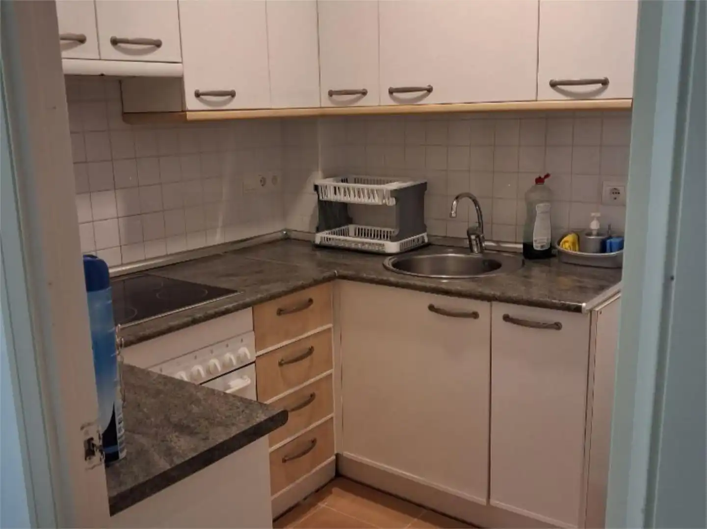 Cuina de Apartament de lloguer en Calpe / Calp amb Calefacció, Jardí privat i Piscina