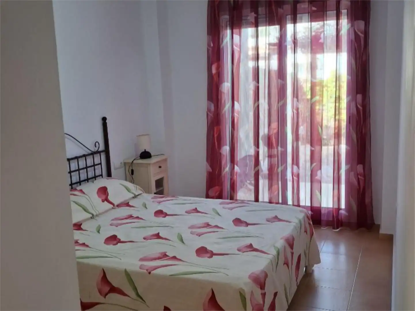 Dormitori de Apartament de lloguer en Calpe / Calp amb Calefacció, Jardí privat i Piscina
